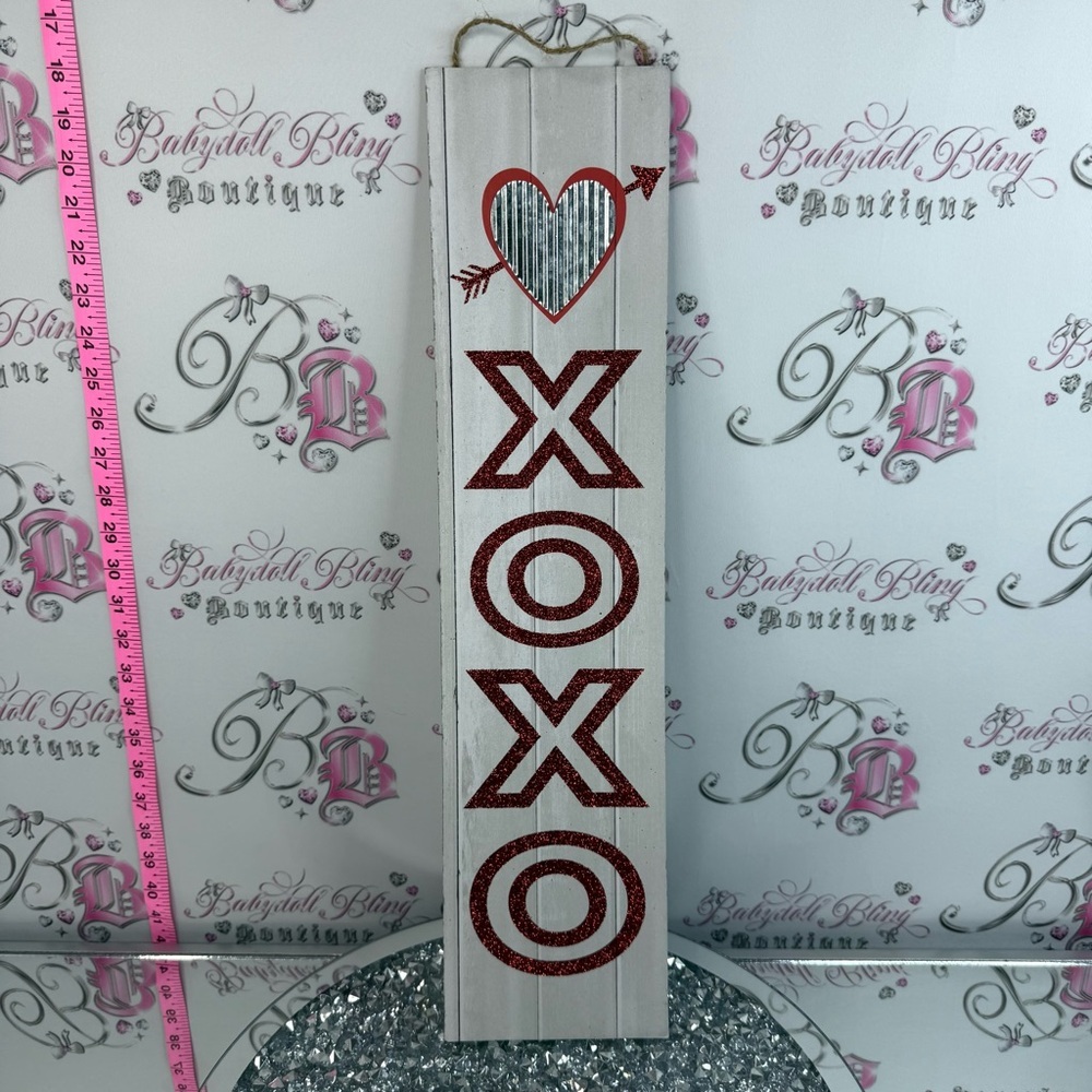 XOXO Glitter Hanging Sign - Red and White decor piece